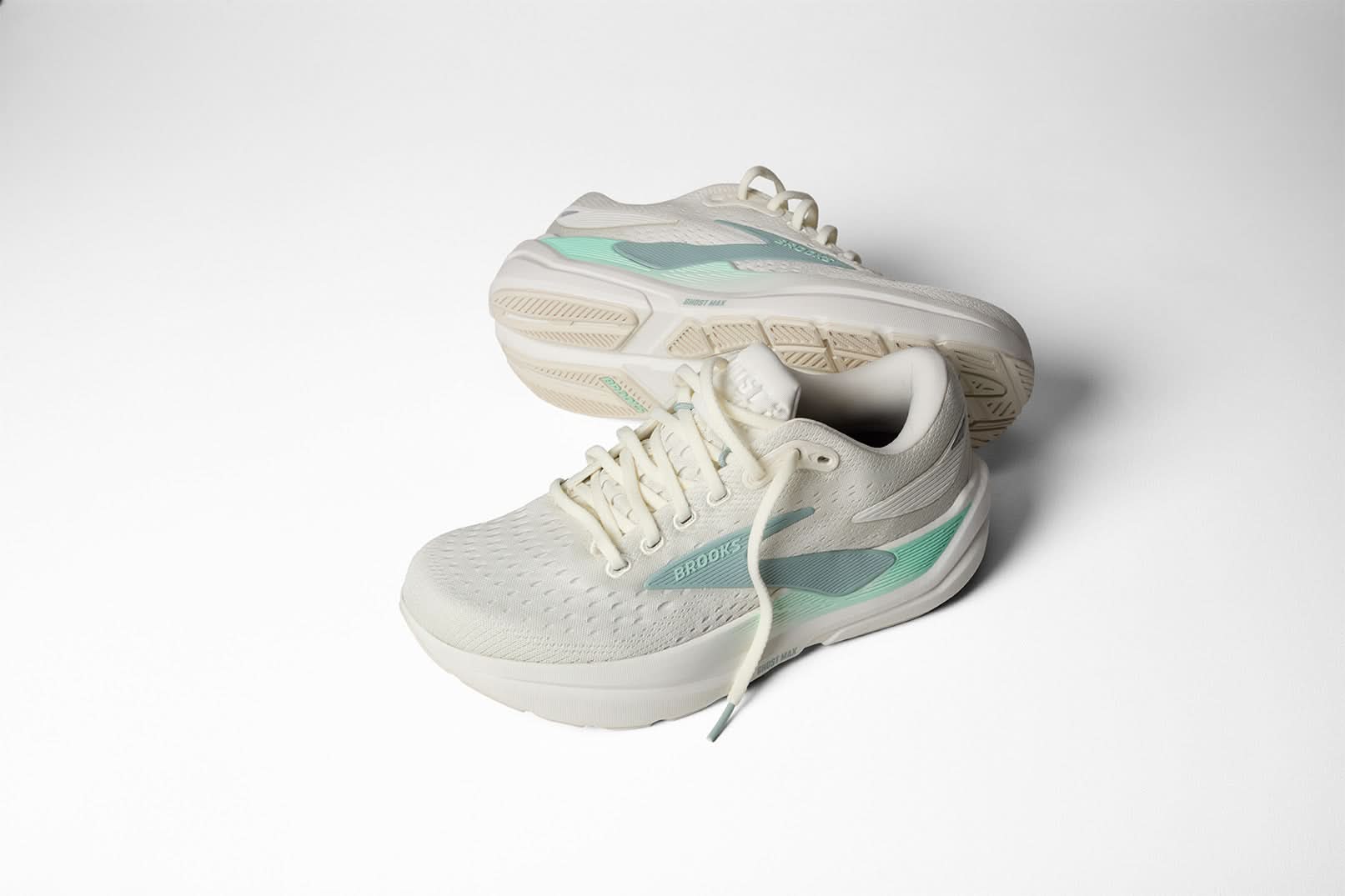 Brooks Ghost Max 3 Løbesko Kvinder - Coconut/Yucca/Gray Mist