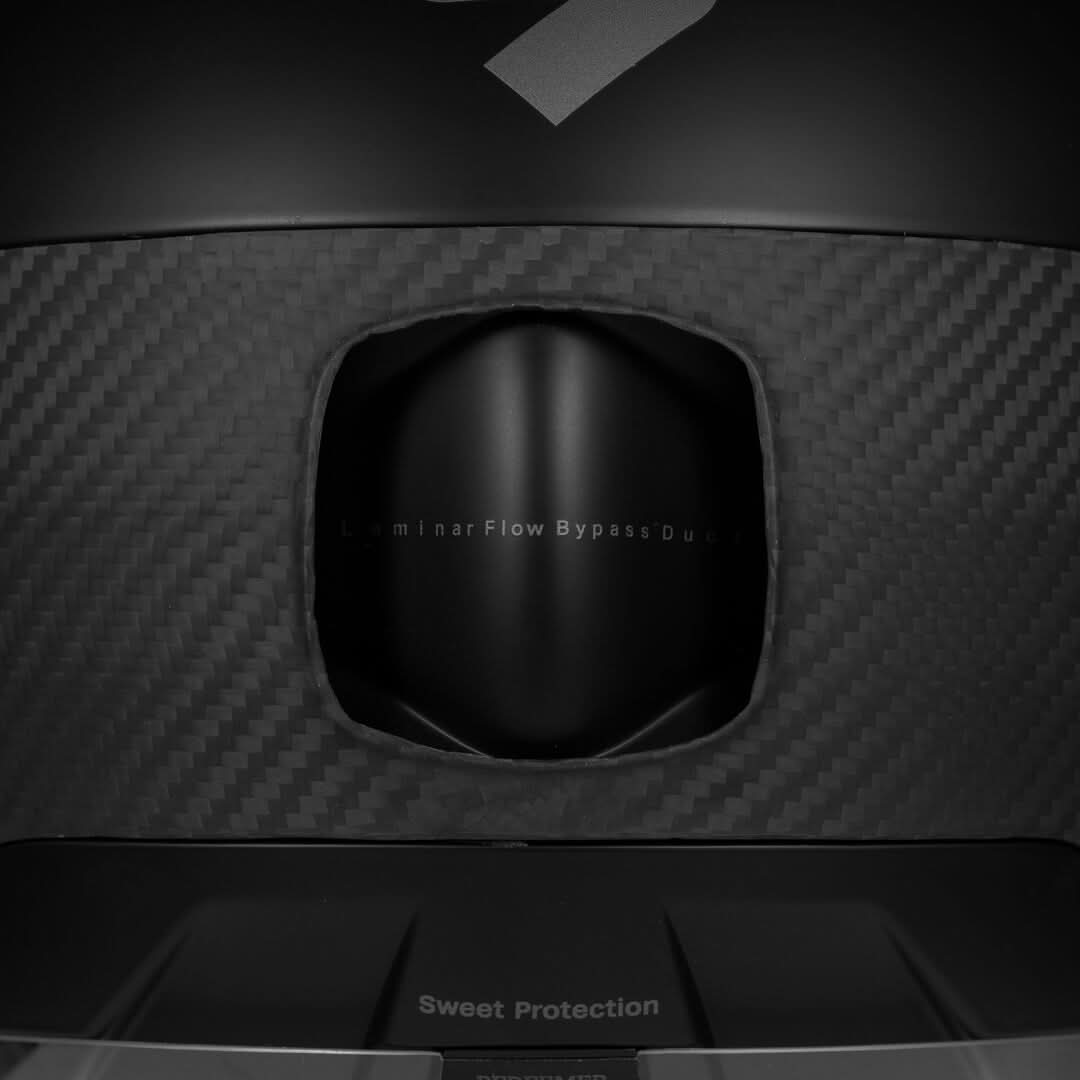 Sweet Protection Cykelhjelm - Redeemer Sort