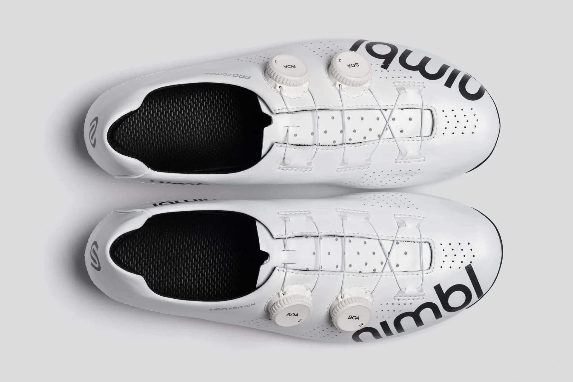 Nimbl Ultimate Pro Edition Cykelsko - Hvid/Sort 2025